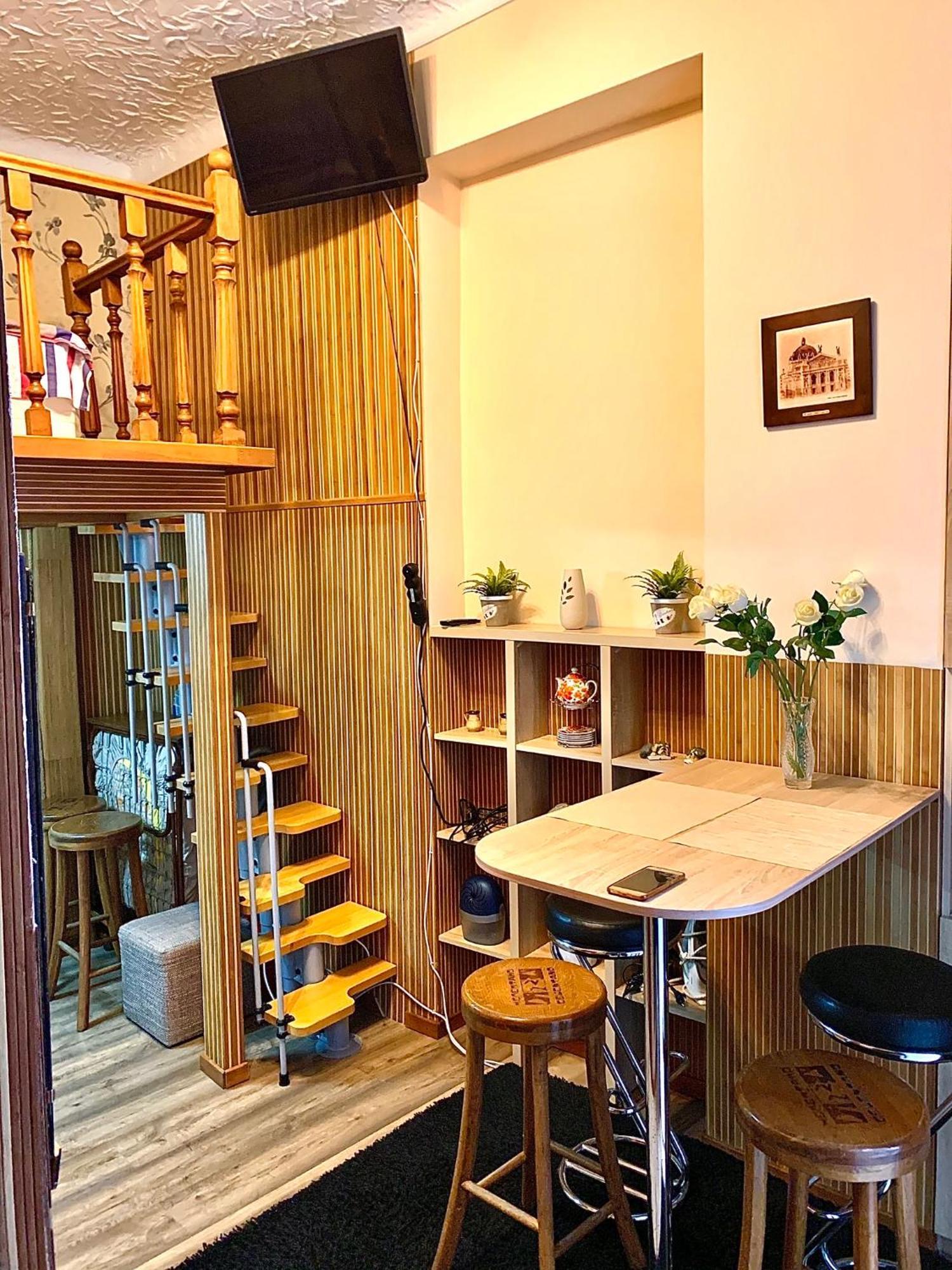Apartment On Pekarska Street Lviv Ngoại thất bức ảnh